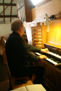 F182 Organist Herman Lubbers